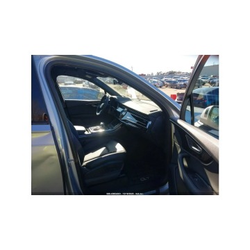 Audi Q7  SUV 2022,  2.0 benzyna, automat - Na sprzedaż za 84 000 zł - Tarnów - zdjęcie 10
