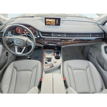 Audi Q7  SUV 2018,  3.0 benzyna, automat - Na sprzedaż za 44 000 zł - Tarnów - zdjęcie 8