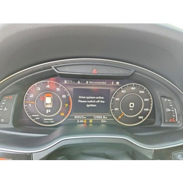 Audi Q7  SUV 2018,  3.0 benzyna, automat - Na sprzedaż za 44 000 zł - Tarnów - zdjęcie 9