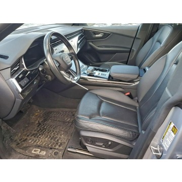 Audi Q8  SUV 2021,  3.0 benzyna, automat - Na sprzedaż za 89 000 zł - Tarnów - zdjęcie 7