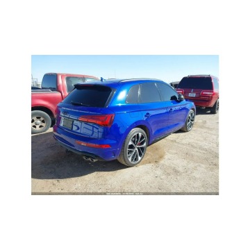 Audi SQ5  SUV 2024,  3.0 benzyna, automat - Na sprzedaż za 89 000 zł - Tarnów - zdjęcie 4