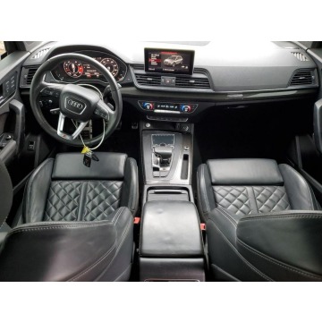 Audi SQ5  SUV 2019,  3.0 benzyna, automat - Na sprzedaż za 59 000 zł - Tarnów - zdjęcie 8