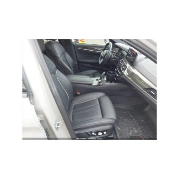 BMW Seria 5  Sedan/Limuzyna 2023,  4.4 benzyna, automat - Na sprzedaż za 109 000 zł - Tarnów - zdjęcie 10