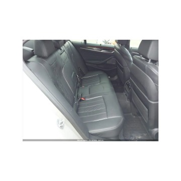 BMW Seria 5  Sedan/Limuzyna 2023,  4.4 benzyna, automat - Na sprzedaż za 109 000 zł - Tarnów - zdjęcie 12