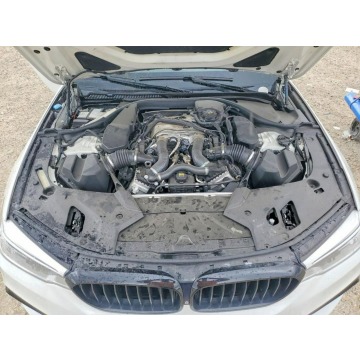 BMW Seria 5  Sedan/Limuzyna 2020,  4.4 benzyna, automat - Na sprzedaż za 75 000 zł - Tarnów - zdjęcie 11