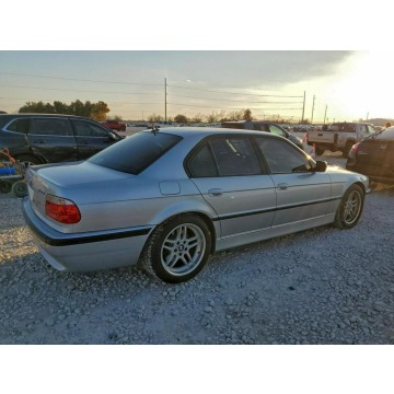 BMW Seria 7  Sedan/Limuzyna 2001,  4.4 benzyna, automat - Na sprzedaż za 28 000 zł - Tarnów - zdjęcie 4
