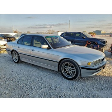 BMW Seria 7  Sedan/Limuzyna 2001,  4.4 benzyna, automat - Na sprzedaż za 28 000 zł - Tarnów - zdjęcie 2