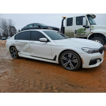 BMW Seria 7  Sedan/Limuzyna 2019,  3.0 benzyna, automat - Na sprzedaż za 48 000 zł - Tarnów - zdjęcie 3