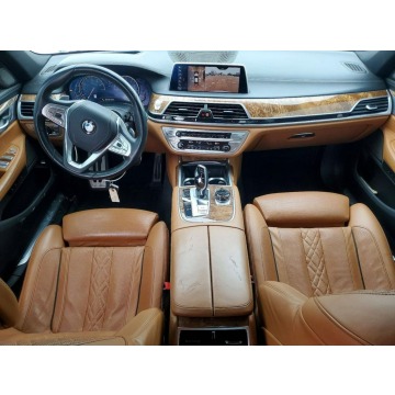 BMW Seria 7  Sedan/Limuzyna 2019,  3.0 benzyna, automat - Na sprzedaż za 48 000 zł - Tarnów - zdjęcie 8