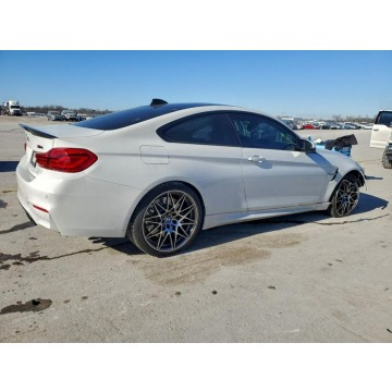 BMW M4  Coupe/Sportowy 2018,  3.0 benzyna, automat - Na sprzedaż za 99 000 zł - Tarnów - zdjęcie 4
