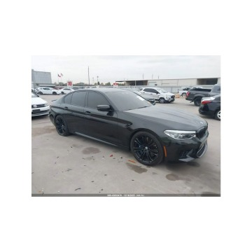 BMW M5 - / 4.4 625KM / Niski przebieg /