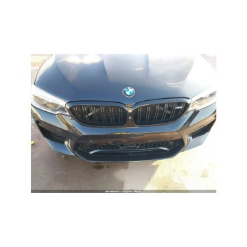 BMW M5  Sedan/Limuzyna 2019,  4.4 benzyna, automat - Na sprzedaż za 129 000 zł - Tarnów - zdjęcie 9