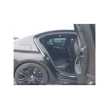BMW M5  Sedan/Limuzyna 2019,  4.4 benzyna, automat - Na sprzedaż za 129 000 zł - Tarnów - zdjęcie 12