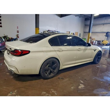 BMW M5  Sedan/Limuzyna 2023,  4.4 benzyna, automat - Na sprzedaż za 169 000 zł - Tarnów - zdjęcie 4