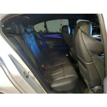 BMW M5  Sedan/Limuzyna 2023,  4.4 benzyna, automat - Na sprzedaż za 169 000 zł - Tarnów - zdjęcie 10