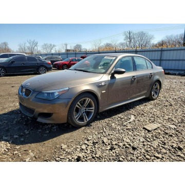 BMW M5 - 5.0 V10 / Individual Sepang Bronze / niski przebieg