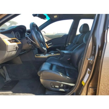 BMW M5  Sedan/Limuzyna 2006,  5.0 benzyna, automat - Na sprzedaż za 55 000 zł - Tarnów - zdjęcie 7