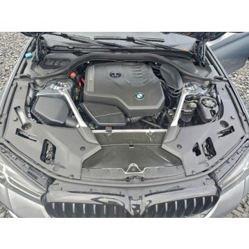 BMW M5  Sedan/Limuzyna 2023,  2.0 benzyna, automat - Na sprzedaż za 78 000 zł - Tarnów - zdjęcie 11