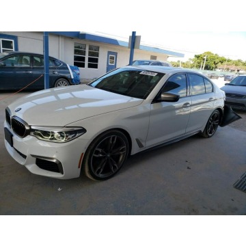 BMW M5  Sedan/Limuzyna 2019,  4.4 benzyna, automat - Na sprzedaż za 65 000 zł - Tarnów - zdjęcie 3