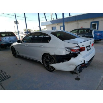 BMW M5  Sedan/Limuzyna 2019,  4.4 benzyna, automat - Na sprzedaż za 65 000 zł - Tarnów - zdjęcie 5
