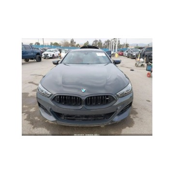 BMW M8  Sedan/Limuzyna 2025,  4.4 benzyna, automat - Na sprzedaż za 189 000 zł - Tarnów - zdjęcie 3