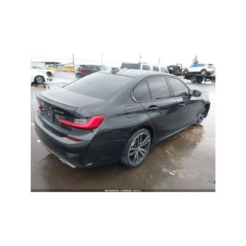 BMW Seria 3  Sedan/Limuzyna 2021,  3.0 benzyna, automat - Na sprzedaż za 62 000 zł - Tarnów - zdjęcie 6