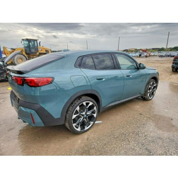 BMW X2  SUV 2025,  2.0 benzyna, automat - Na sprzedaż za 79 000 zł - Tarnów - zdjęcie 4