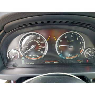 BMW X5  SUV 2018,  3.0 benzyna, automat - Na sprzedaż za 40 000 zł - Tarnów - zdjęcie 9