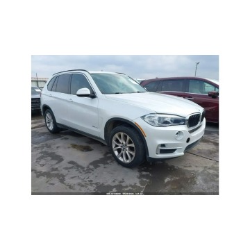 BMW X5  SUV 2016,  3.0 benzyna, automat - Na sprzedaż za 38 000 zł - Tarnów - zdjęcie 2