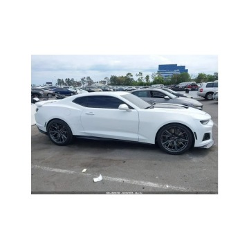 Chevrolet Camaro  Coupe/Sportowy 2022,  6.2 benzyna, automat - Na sprzedaż za 95 000 zł - Tarnów - zdjęcie 4