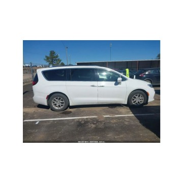 Chrysler Pacifica  Minivan/Van 2021,  3.6 benzyna, automat - Na sprzedaż za 32 000 zł - Tarnów - zdjęcie 4