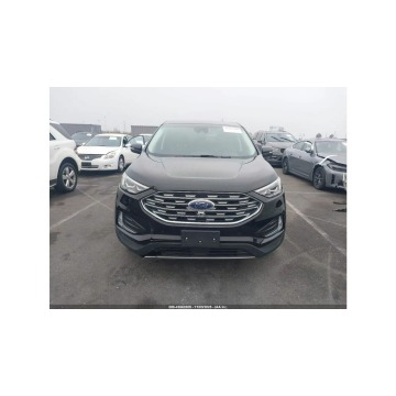 Ford Edge  SUV 2022,  2.0 benzyna, automat - Na sprzedaż za 39 000 zł - Tarnów - zdjęcie 3