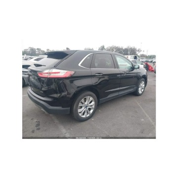 Ford Edge  SUV 2022,  2.0 benzyna, automat - Na sprzedaż za 39 000 zł - Tarnów - zdjęcie 6