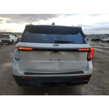 Ford Explorer  SUV 2025,  2.3 benzyna, automat - Na sprzedaż za 95 000 zł - Tarnów - zdjęcie 6