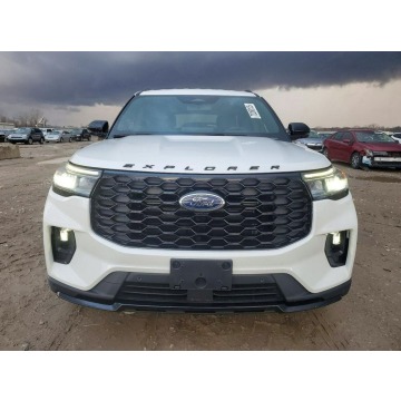 Ford Explorer  SUV 2025,  2.3 benzyna, automat - Na sprzedaż za 95 000 zł - Tarnów - zdjęcie 3