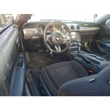 Ford Mustang  Coupe/Sportowy 2021,  5.0 benzyna, automat - Na sprzedaż za 56 000 zł - Tarnów - zdjęcie 8