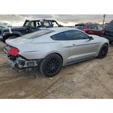 Ford Mustang  Coupe/Sportowy 2017,  5.0 benzyna, automat - Na sprzedaż za 33 000 zł - Tarnów - zdjęcie 4