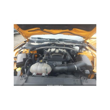 Ford Mustang  Coupe/Sportowy 2018,  2.3 benzyna, automat - Na sprzedaż za 35 000 zł - Tarnów - zdjęcie 12