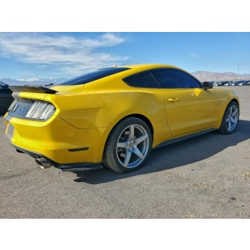 Ford Mustang  Coupe/Sportowy 2015,  5.0 benzyna, automat - Na sprzedaż za 39 000 zł - Tarnów - zdjęcie 4