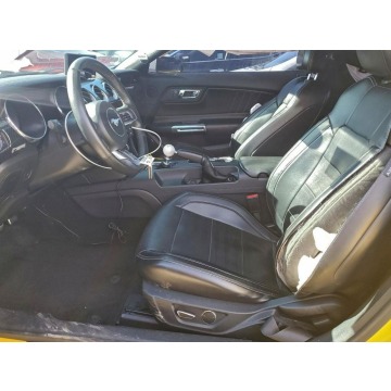 Ford Mustang  Coupe/Sportowy 2015,  5.0 benzyna, automat - Na sprzedaż za 39 000 zł - Tarnów - zdjęcie 7