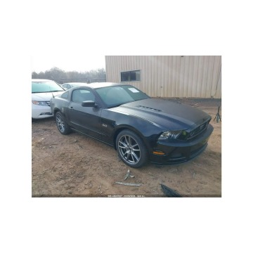 Ford Mustang  Coupe/Sportowy 2013,  5.0 benzyna, automat - Na sprzedaż za 32 000 zł - Tarnów - zdjęcie 3