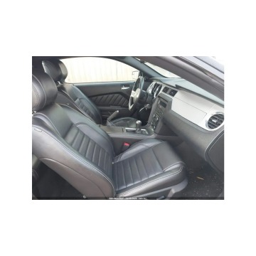 Ford Mustang  Coupe/Sportowy 2013,  5.0 benzyna, automat - Na sprzedaż za 32 000 zł - Tarnów - zdjęcie 10
