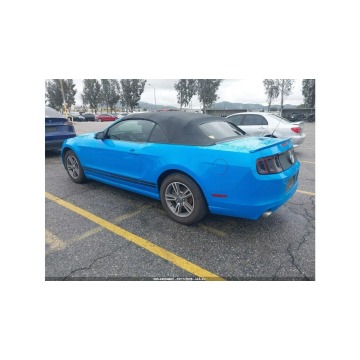 Ford Mustang  Kabriolet 2013,  3.7 benzyna, automat - Na sprzedaż za 28 000 zł - Tarnów - zdjęcie 7