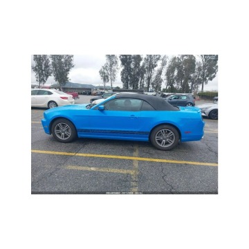 Ford Mustang  Kabriolet 2013,  3.7 benzyna, automat - Na sprzedaż za 28 000 zł - Tarnów - zdjęcie 5