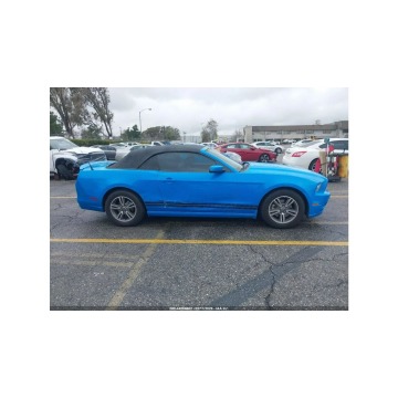 Ford Mustang  Kabriolet 2013,  3.7 benzyna, automat - Na sprzedaż za 28 000 zł - Tarnów - zdjęcie 4
