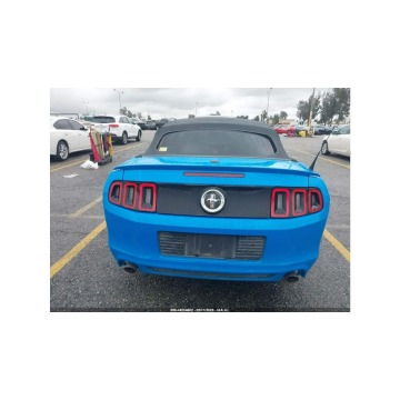 Ford Mustang  Kabriolet 2013,  3.7 benzyna, automat - Na sprzedaż za 28 000 zł - Tarnów - zdjęcie 8