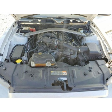 Ford Mustang  Kabriolet 2014,  3.7 benzyna, automat - Na sprzedaż za 30 000 zł - Tarnów - zdjęcie 11