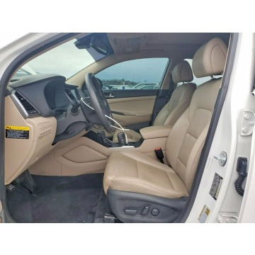 Hyundai Tucson  SUV 2018,  1.6 benzyna, automat - Na sprzedaż za 25 500 zł - Tarnów - zdjęcie 7