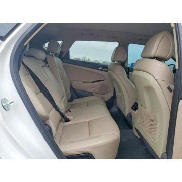 Hyundai Tucson  SUV 2018,  1.6 benzyna, automat - Na sprzedaż za 25 500 zł - Tarnów - zdjęcie 11