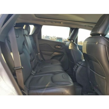 Jeep Cherokee  SUV 2019,  3.2 benzyna, automat - Na sprzedaż za 32 000 zł - Tarnów - zdjęcie 10